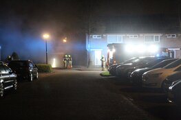 Veel schade na flinke brand in schuren aan de Elzenlaan