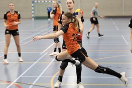 KSV verlaat bekertoernooi met opgeheven hoofd