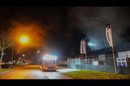 Grote rookwolken boven Newtonstraat blijkt 'brandgerucht'