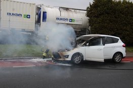 Auto beschadigd na brand in Heerhugowaard