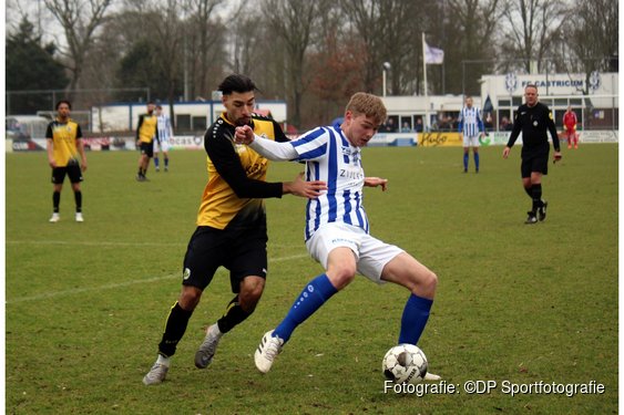 Reiger Boys verliest terrein na ruime nederlaag bij FC Castricum