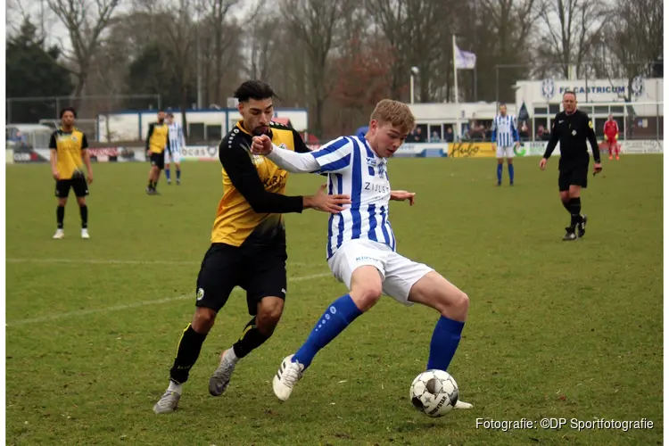 Reiger Boys verliest terrein na ruime nederlaag bij FC Castricum