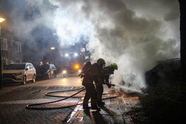 Auto door brand verwoest op parkeerplaats in Heerhugowaard