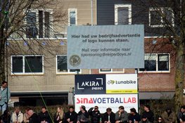 Nieuw LED-scorebord Reiger Boys officieel in ontvangst genomen
