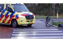 Fietser gewond na aanrijding met busje