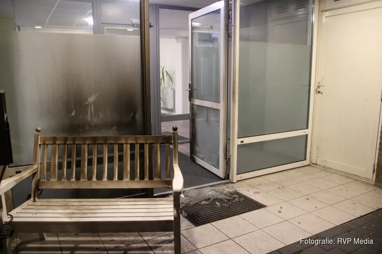 Schade na explosie bij appartementencomplex in Heerhugowaard