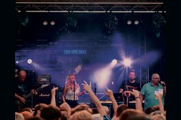 Groot feest op Raadhuisplein met Koningsnacht en Koningsdag