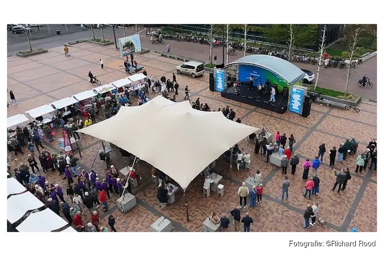 Culturele Uitmarkt brengt Stadsplein tot leven