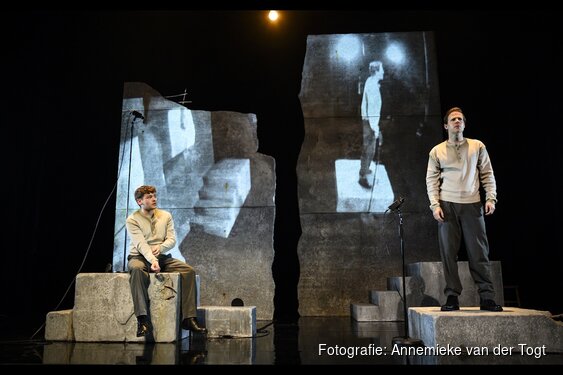 Indringende oorlogsvoorstelling Soldaat in verzet bij Cool