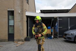 Brand in woning Heerhugowaard, brandweer verricht sloopwerkzaamheden