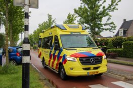 Fietster zwaargewond na aanrijding met auto in Heerhugowaard