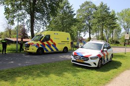 Fietser gewond na aanrijding met auto in Zuid Scharwoude