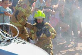 Grote belangstelling voor Open Dag Brandweer Heerhugowaard op Stadsplein