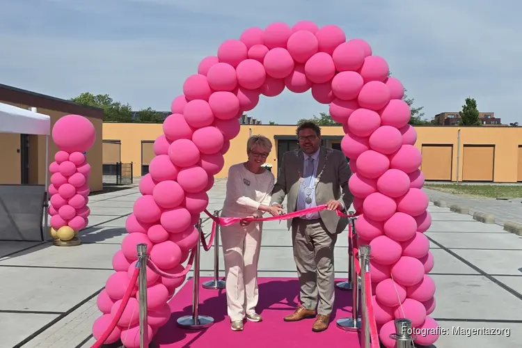 Burgemeester Poorter opent vernieuwde woonzorglocatie Zuyder Waert van Magentazorg