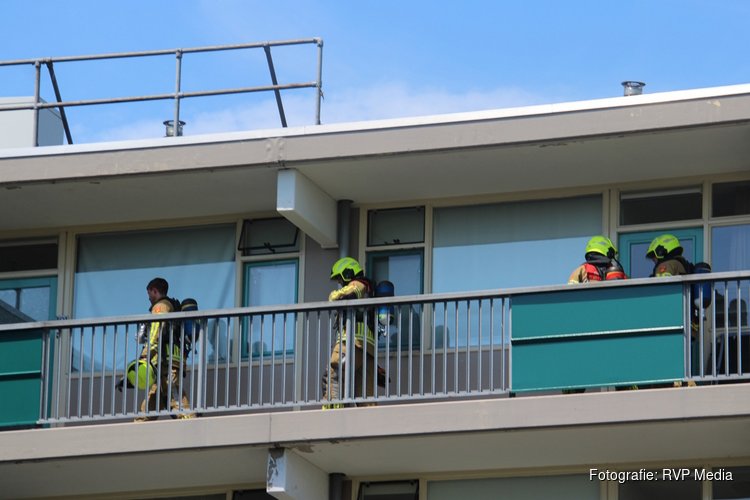 Ovenbrand in flatwoning aan Henriette Roland Holstlaan snel onder controle