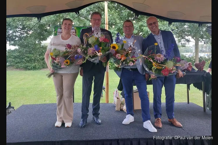 Passend afscheid van vier wethouders Gemeente Dijk en Waard