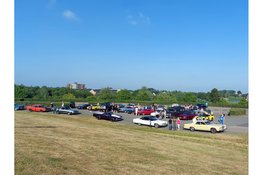 Night Cruise Heerhugowaard: Gelijkgestemden treffen elkaar bij car-meeting Strand van Luna