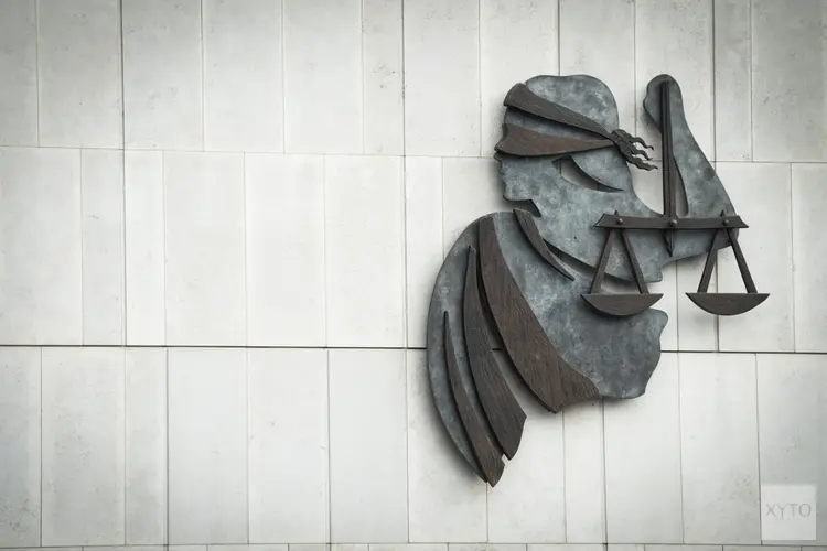 OM eist celstraffen tegen verdachten voor betrokkenheid wapendeal