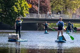 Schone actie op de kade en het water: Clean up on Tour keert terug naar Heerhugowaard
