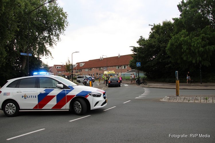Fietsster gewond na aanrijding met auto in Heerhugowaard