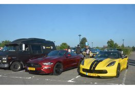 Komende zaterdag weer Night Cruise Heerhugowaard: Autoliefhebbers treffen elkaar bij Strand van Luna