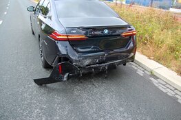 Automobilist botst op voorganger op Zuidtangent