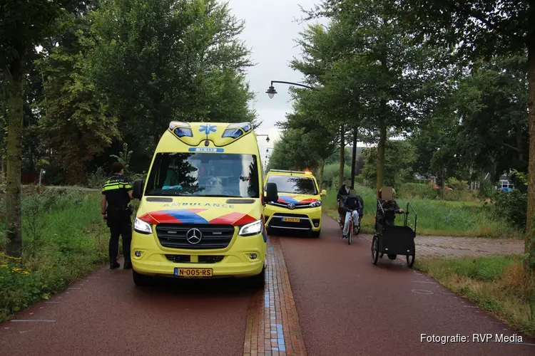 Fietser zwaargewond na aanrijding met lijnbus in Heerhugowaard