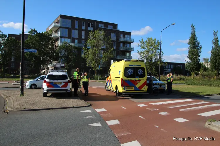 Fietsster lichtgewond na eenzijdig ongeval op rotonde in Heerhugowaard