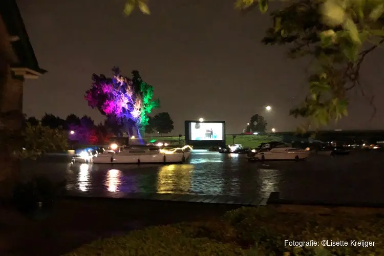 Drijf-In Bios viel toch niet gehéél in het water!