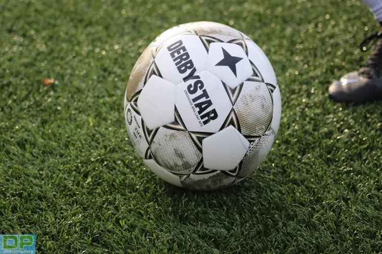 4A: KSV begint sterk aan competitie, gelijkspel voor Hugo Boys