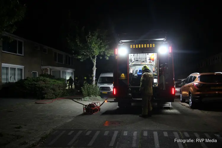 Brand zorgt voor schade in woning aan Pieter de Hooghstraat in Heerhugowaard