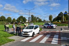 Jongen op fiets gewond bij aanrijding op rotonde in Heerhugowaard