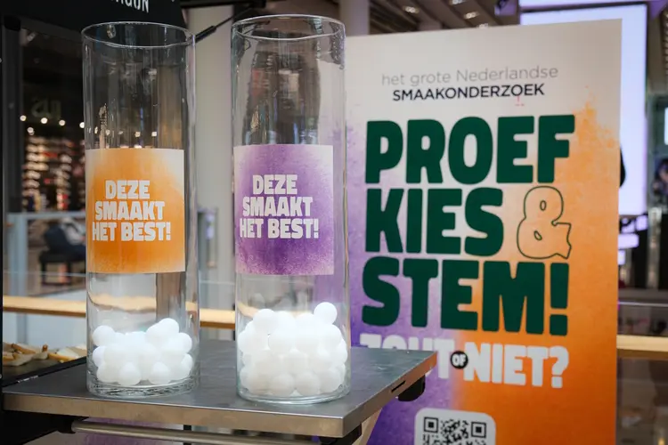 Nederlanders onderschatten hun zoutgebruik massaal
