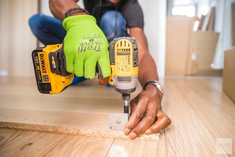 Dijk en Waard verhoogt budget voor zelf doe-het-zelf isolatiesubsidie
