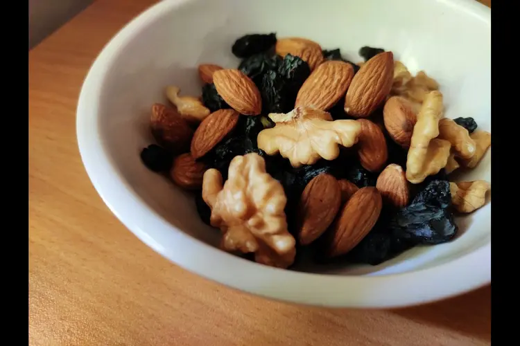 Gezond snacken: waarom een handje noten per dag goed voor je is